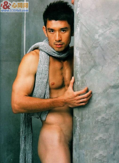 泰国性感男演员Metha Chularp VZMEN 杂志全裸写真